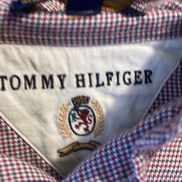 Red and green Tommy Hilfiger dress shirt - Picture 2 of 4